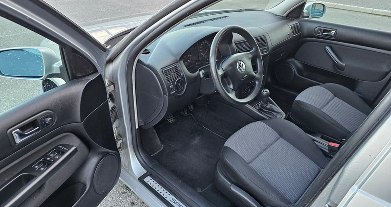 Volkswagen Golf cena 9900 przebieg: 140000, rok produkcji 2002 z Opole małe 436